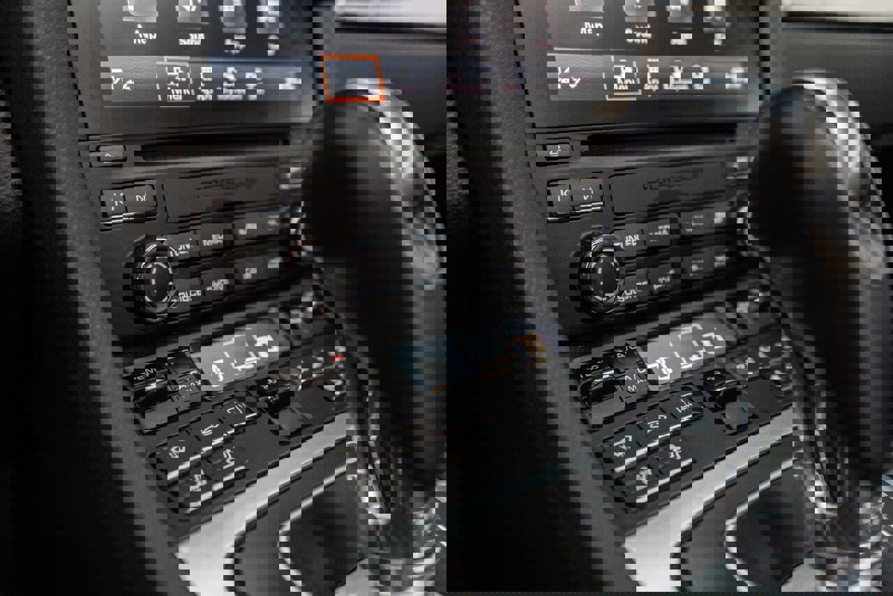 Used 2017 Porsche 911 Carrera S image 87