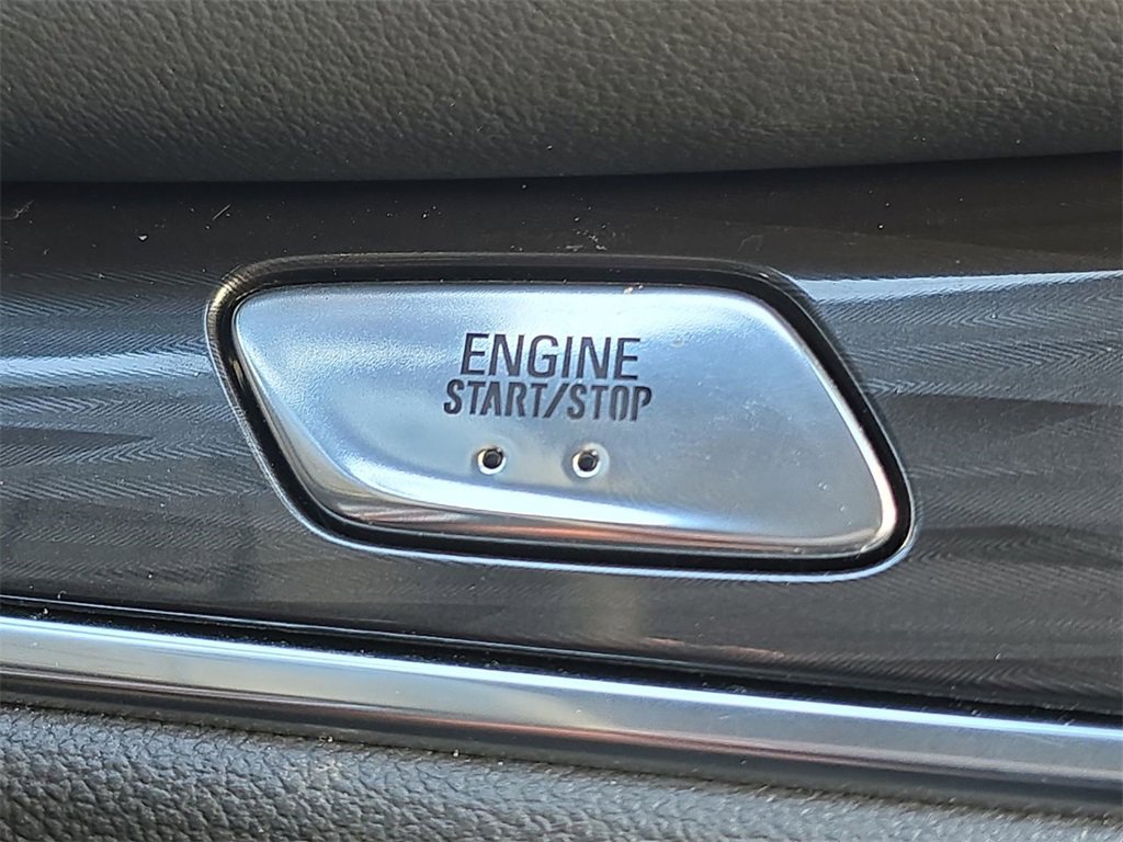 Certified 2023 Buick Enclave Essence w/ Experience Buick Package image 17