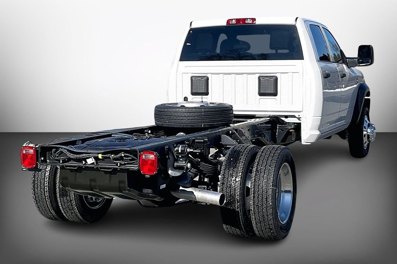New 2026 RAM 4500 Tradesman w/ Chrome Appearance Group AWD/4WD image 8