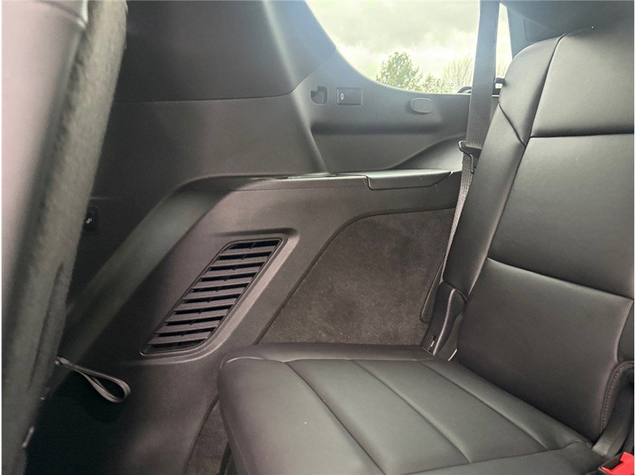 Used 2021 Cadillac Escalade Luxury AWD/4WD image 32