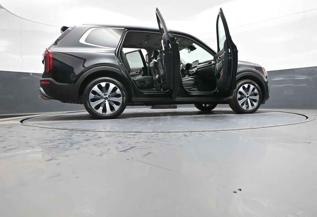 Certified 2022 Kia Telluride S image 49