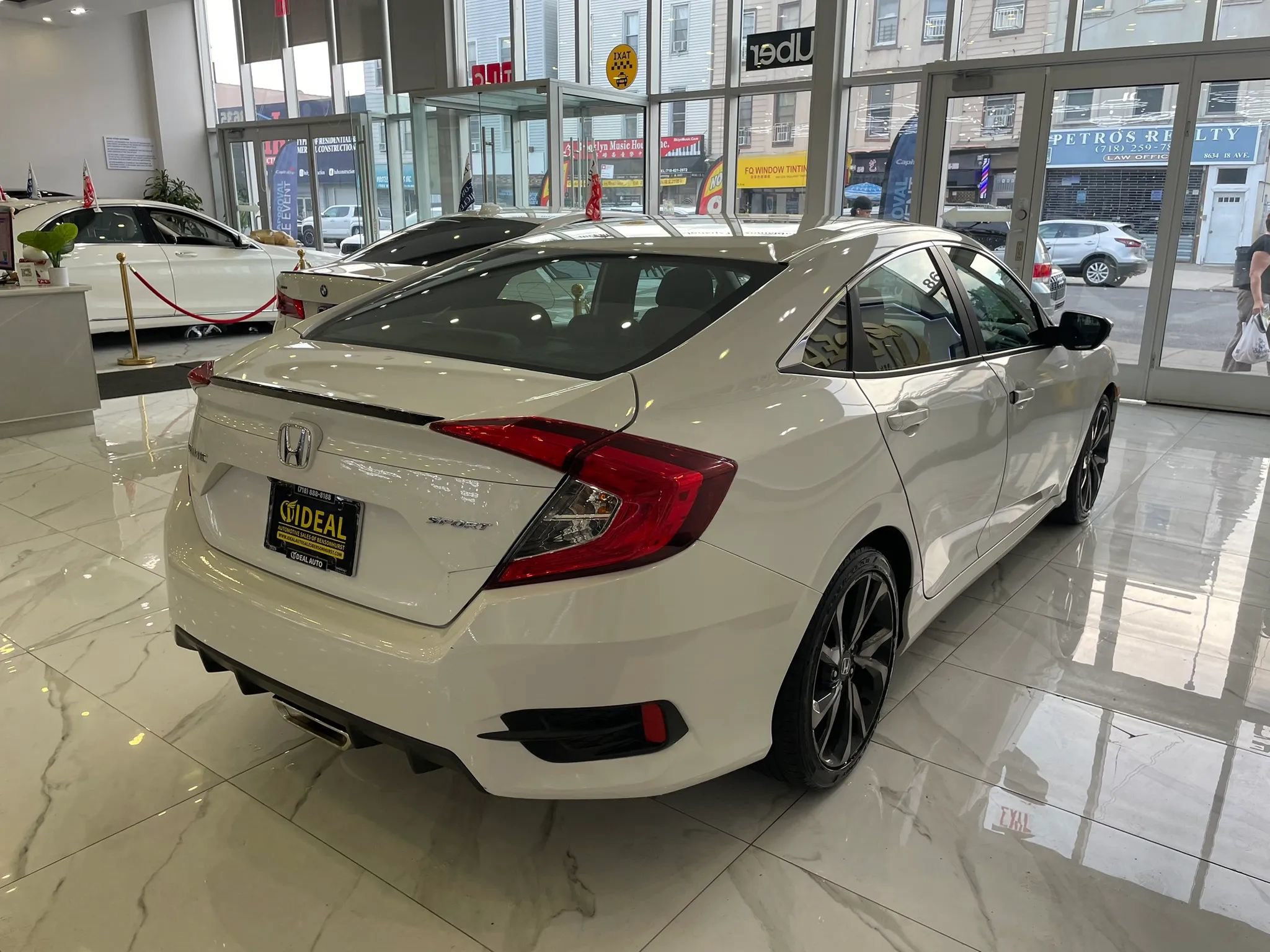 Used 2019 Honda Civic Sport image 7