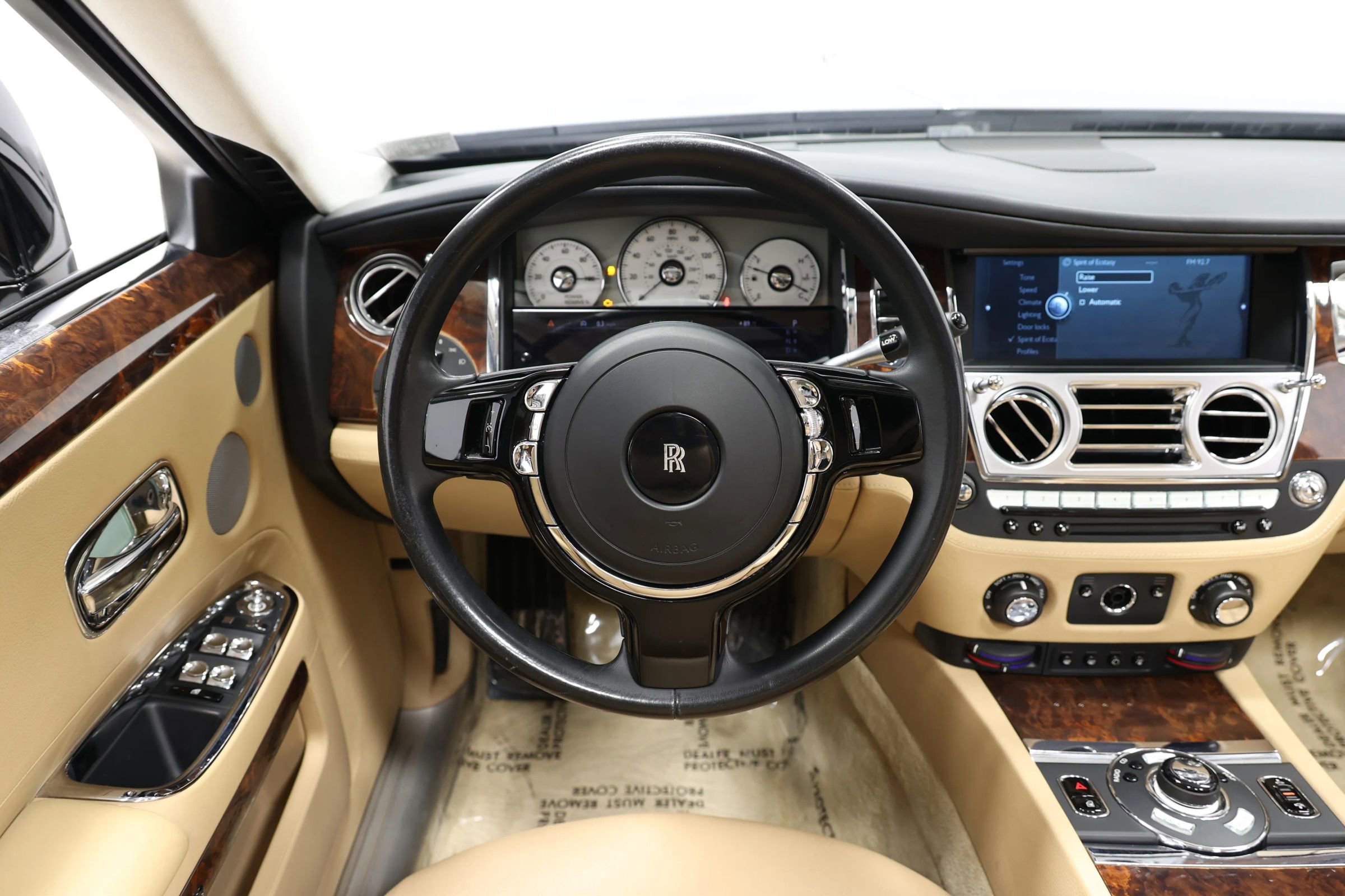 Used 2010 Rolls-Royce Ghost RWD image 22