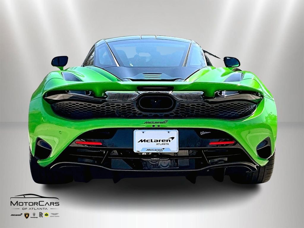 New 2026 McLaren 750S image 4