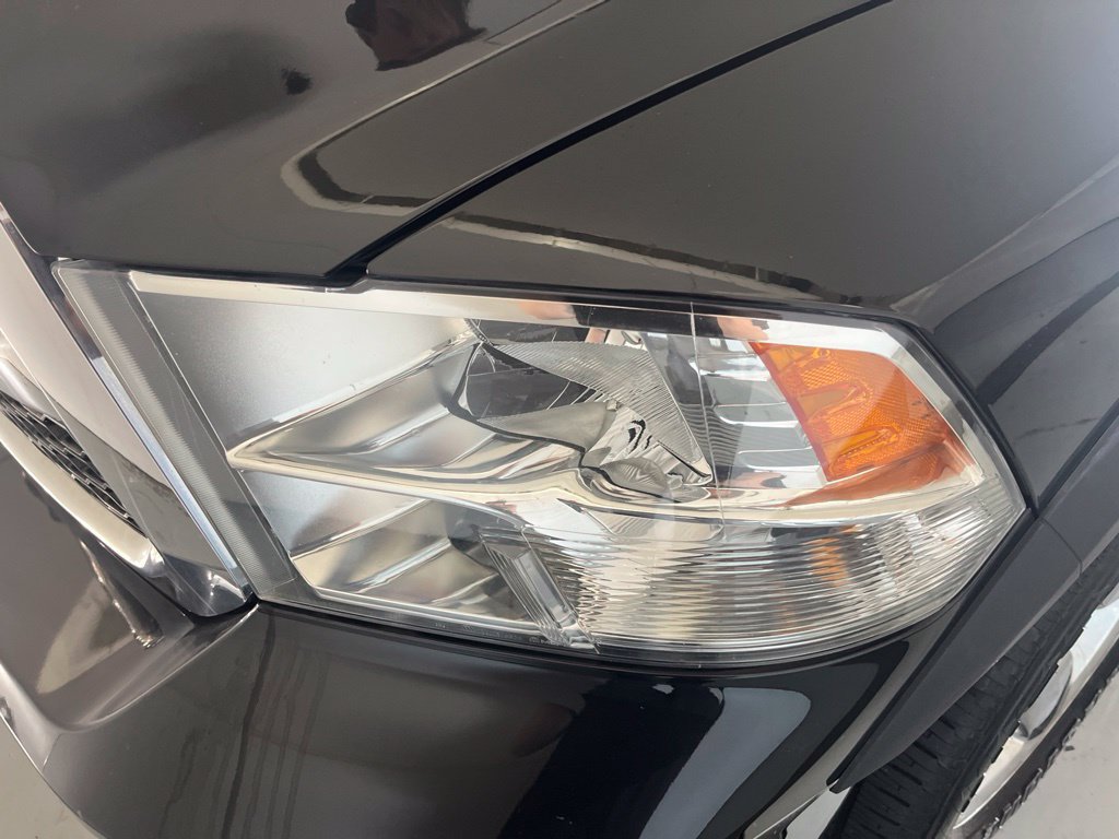 Used 2019 RAM 1500 ST w/ SXT Plus Group AWD/4WD image 35