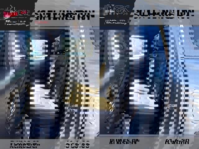 Used 2024 GMC Canyon Elevation w/ Elevation Premium Package image 4