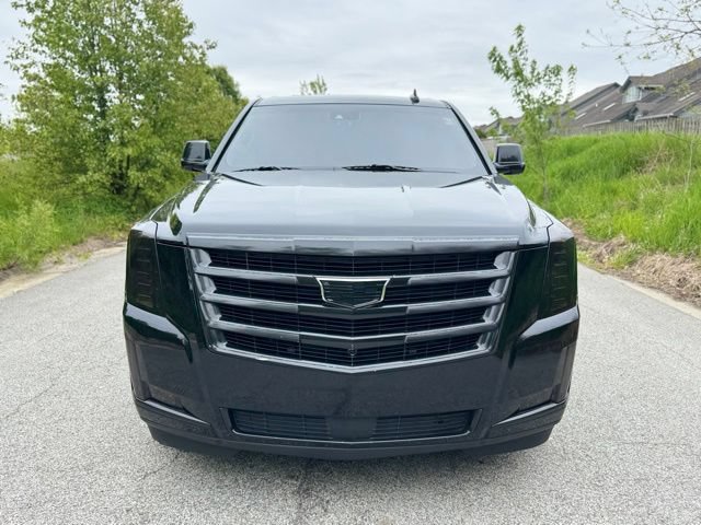 Used 2017 Cadillac Escalade Premium Luxury w/ LPO, Radiant Package AWD/4WD image 3