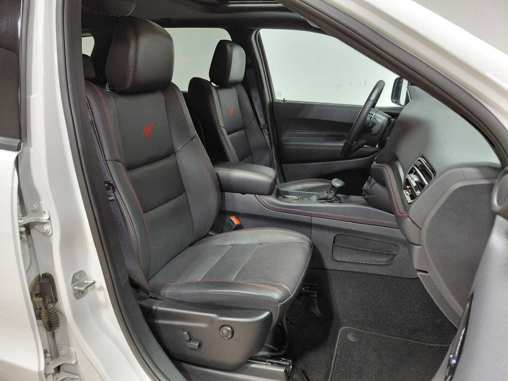 Used 2025 Dodge Durango GT AWD/4WD image 32