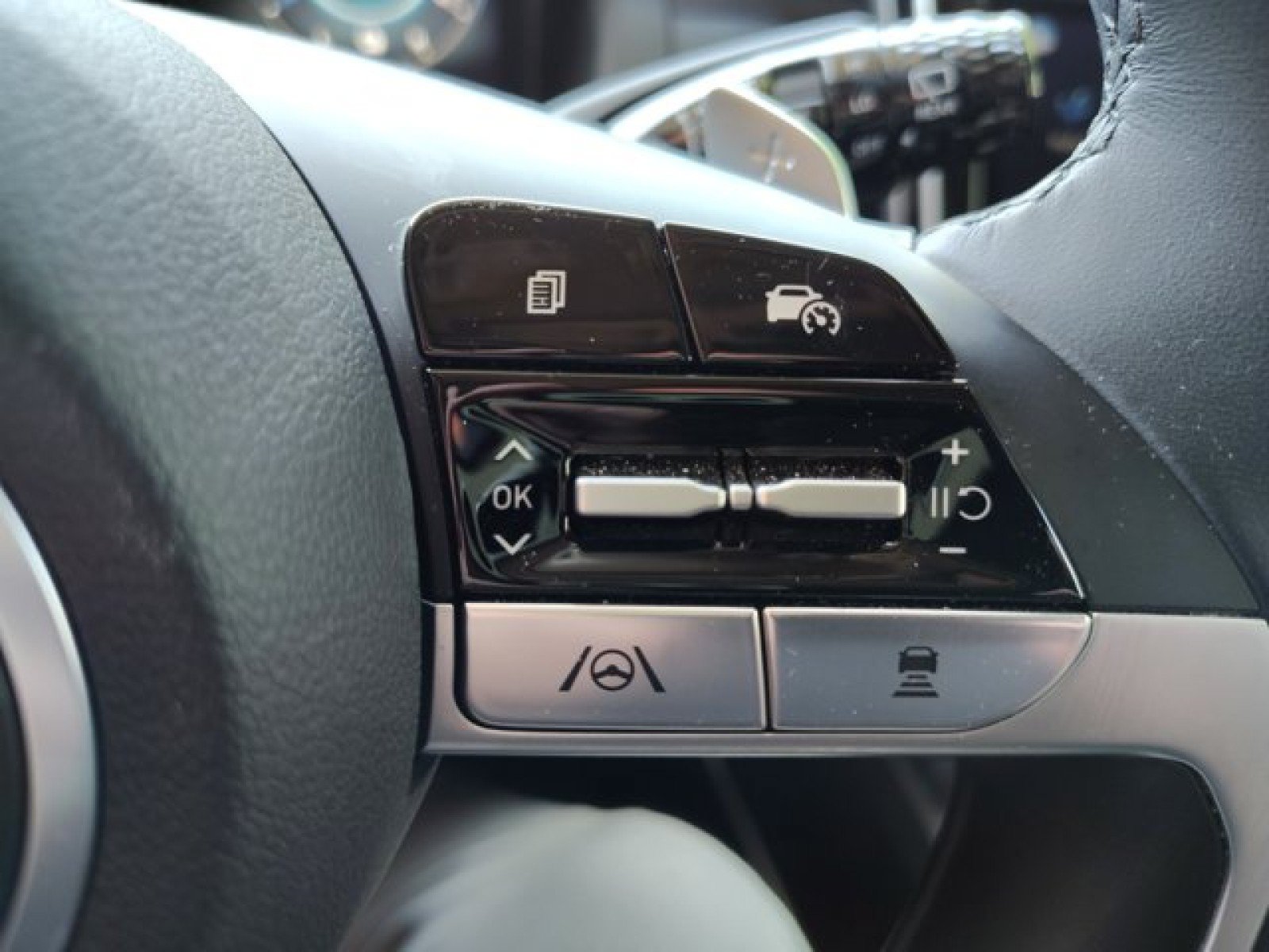 Used 2024 Hyundai Tucson Limited AWD/4WD image 27