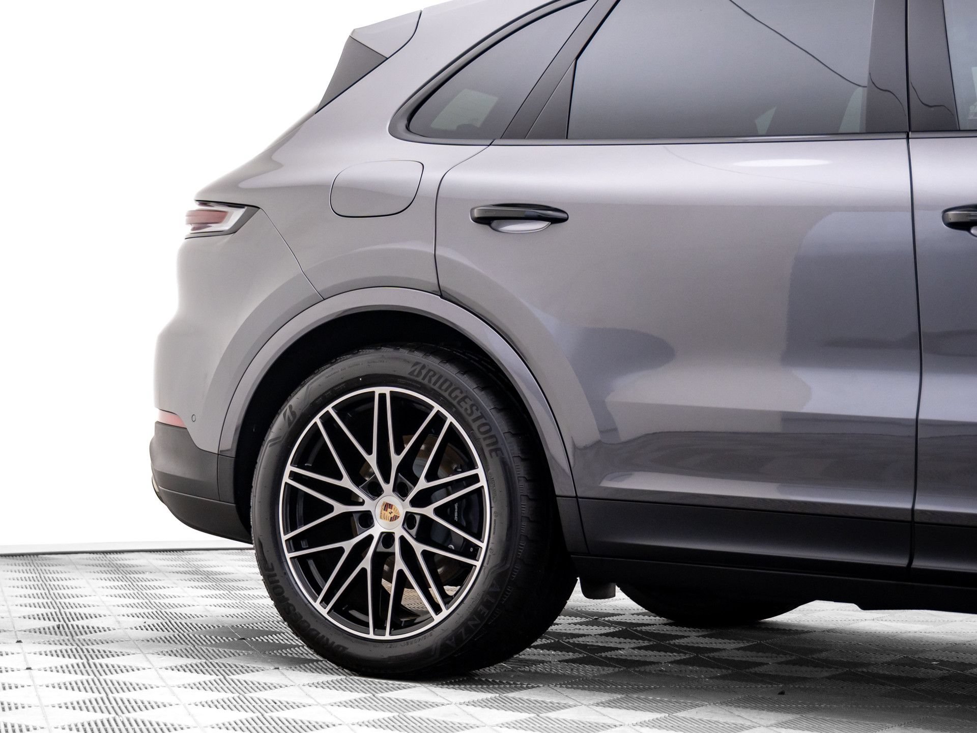 New 2026 Porsche Cayenne E-Hybrid AWD/4WD image 33
