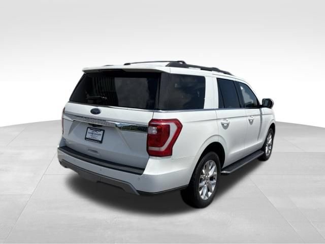 Used 2021 Ford Expedition XLT AWD/4WD image 2