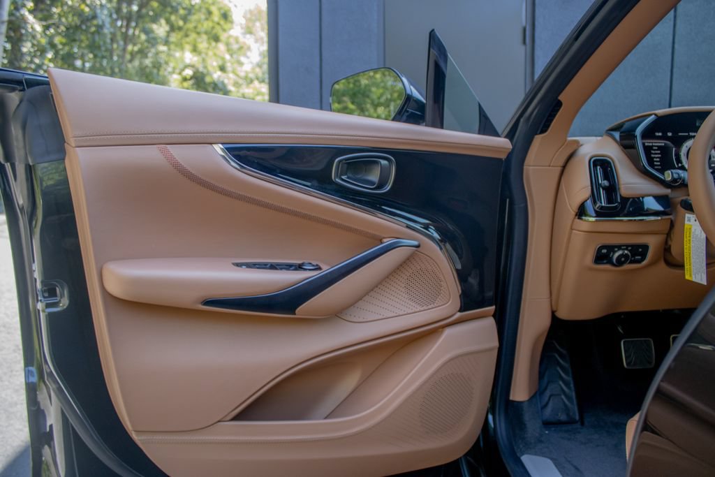 New 2026 Aston Martin DBX 707 AWD/4WD image 8