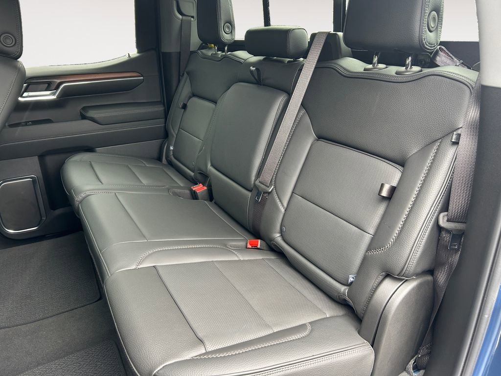 Used 2024 GMC Sierra 1500 Denali AWD/4WD image 12