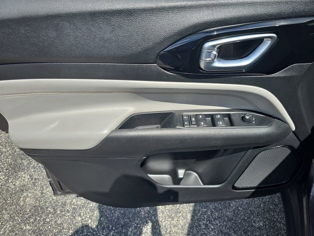 Used 2022 Jeep Compass Limited image 19