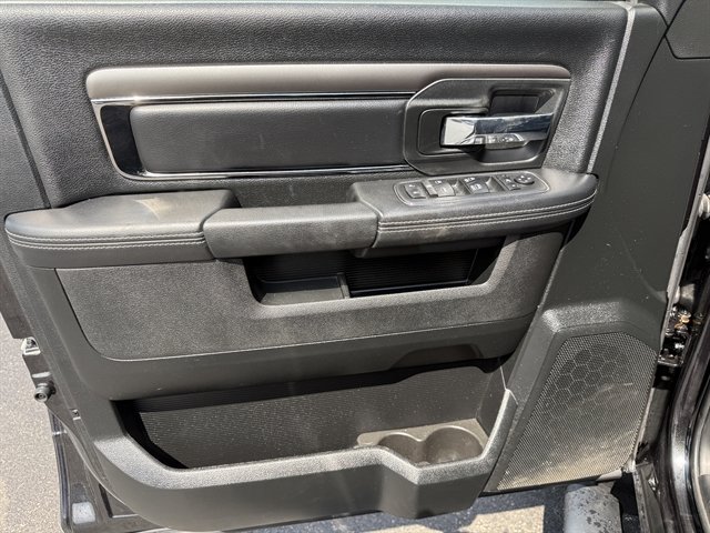 Used 2017 RAM 1500 Sport w/ Convenience Group AWD/4WD image 10