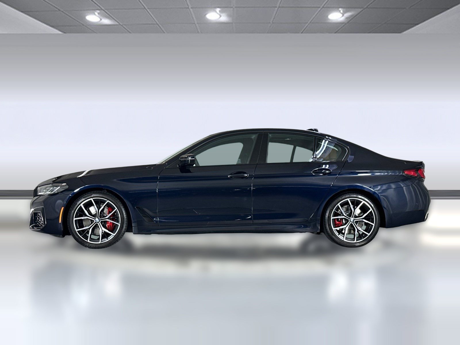 Used 2023 BMW 530i w/ M Sport Package RWD image 2