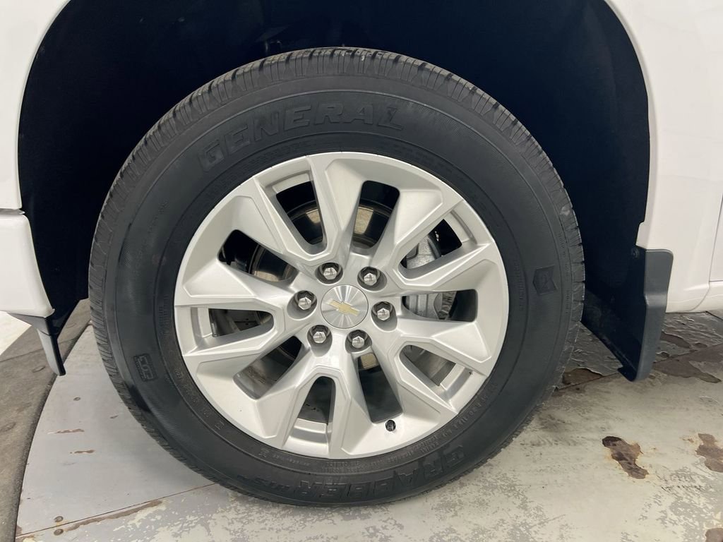 Used 2023 Chevrolet Silverado 1500 Custom image 26