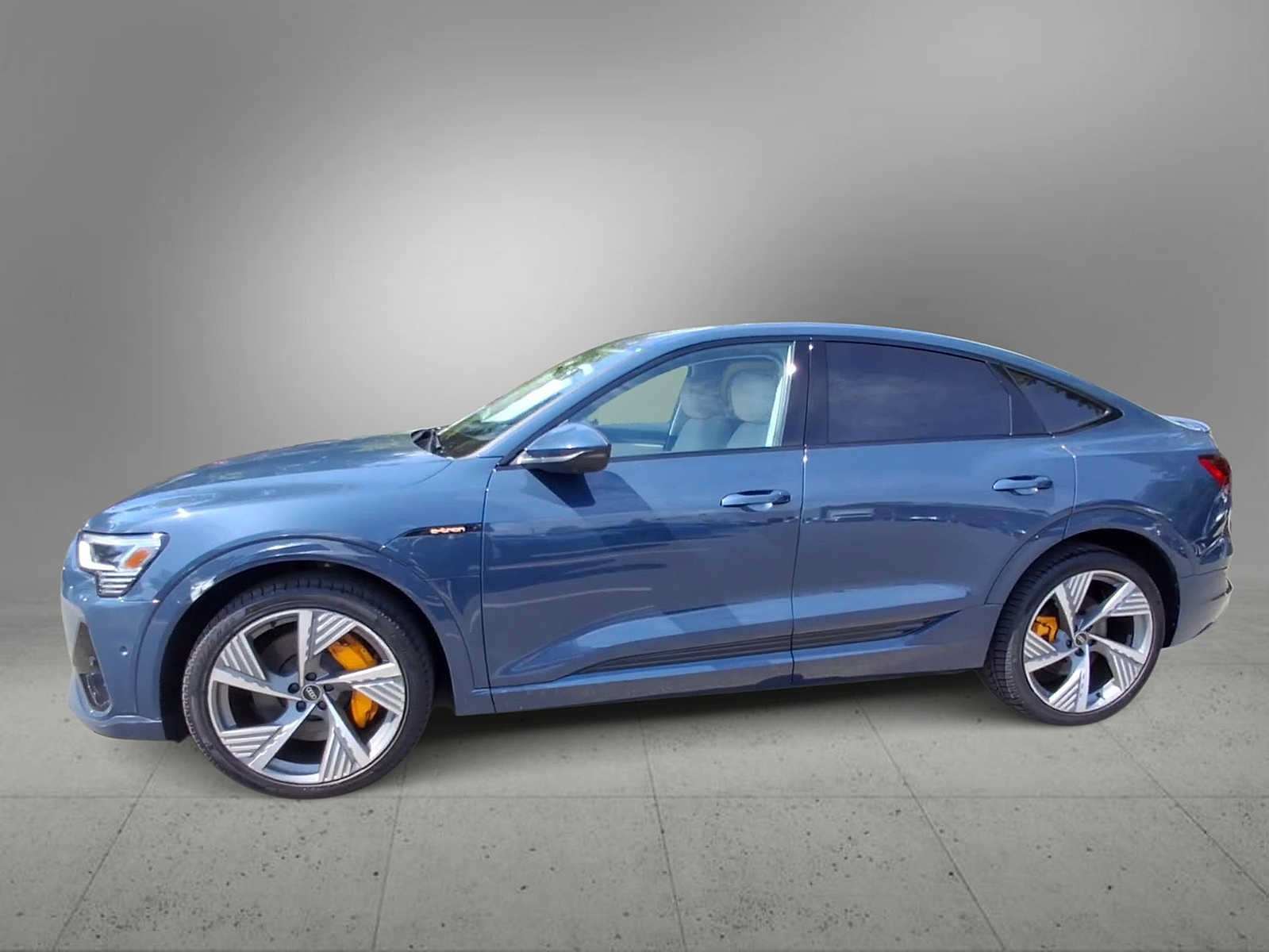 Used 2022 Audi e-tron Prestige AWD/4WD image 4
