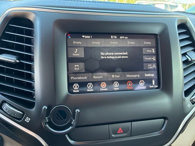Used 2019 Jeep Cherokee Latitude w/ Popular Appearance Group AWD/4WD image 12