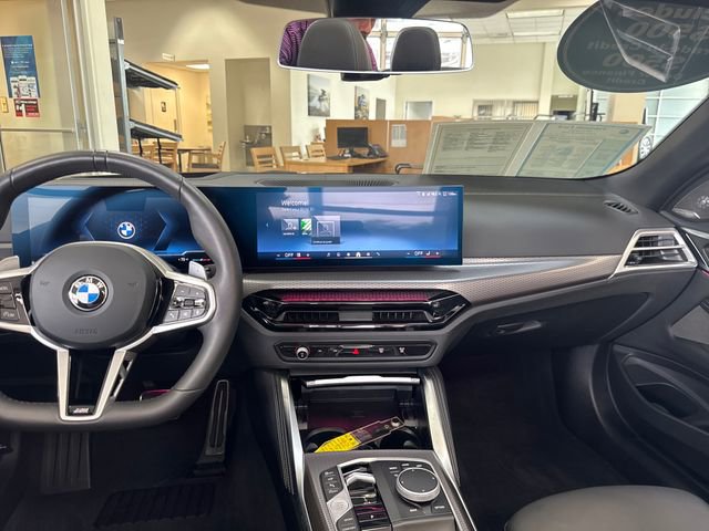 Used 2025 BMW 430i Convertible w/ M Sport Package RWD image 22