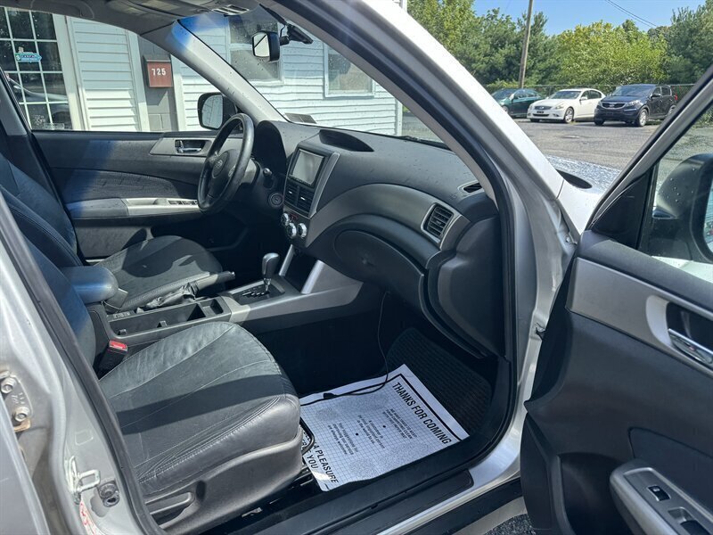 Used 2010 Subaru Forester 2.5X Limited AWD/4WD image 26