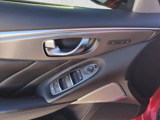 Used 2017 INFINITI Q50 Red Sport 400 AWD/4WD image 10
