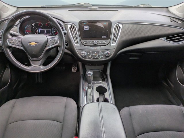 Used 2017 Chevrolet Malibu LT image 17