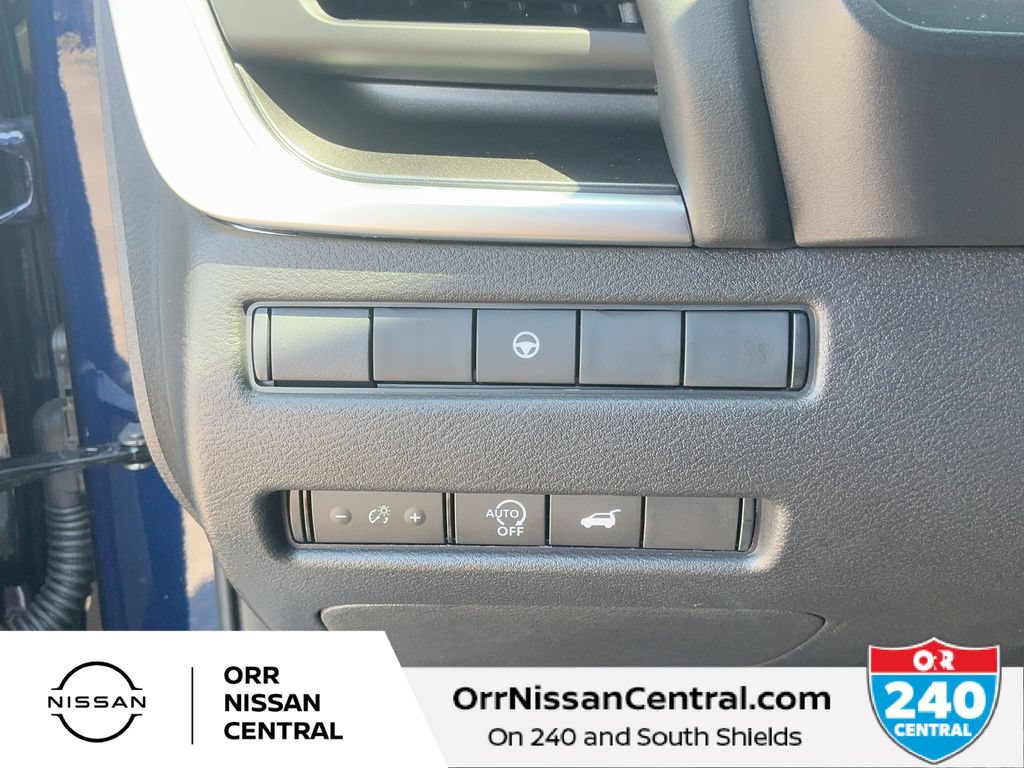 New 2026 Nissan Rogue Dark Armor AWD/4WD image 19