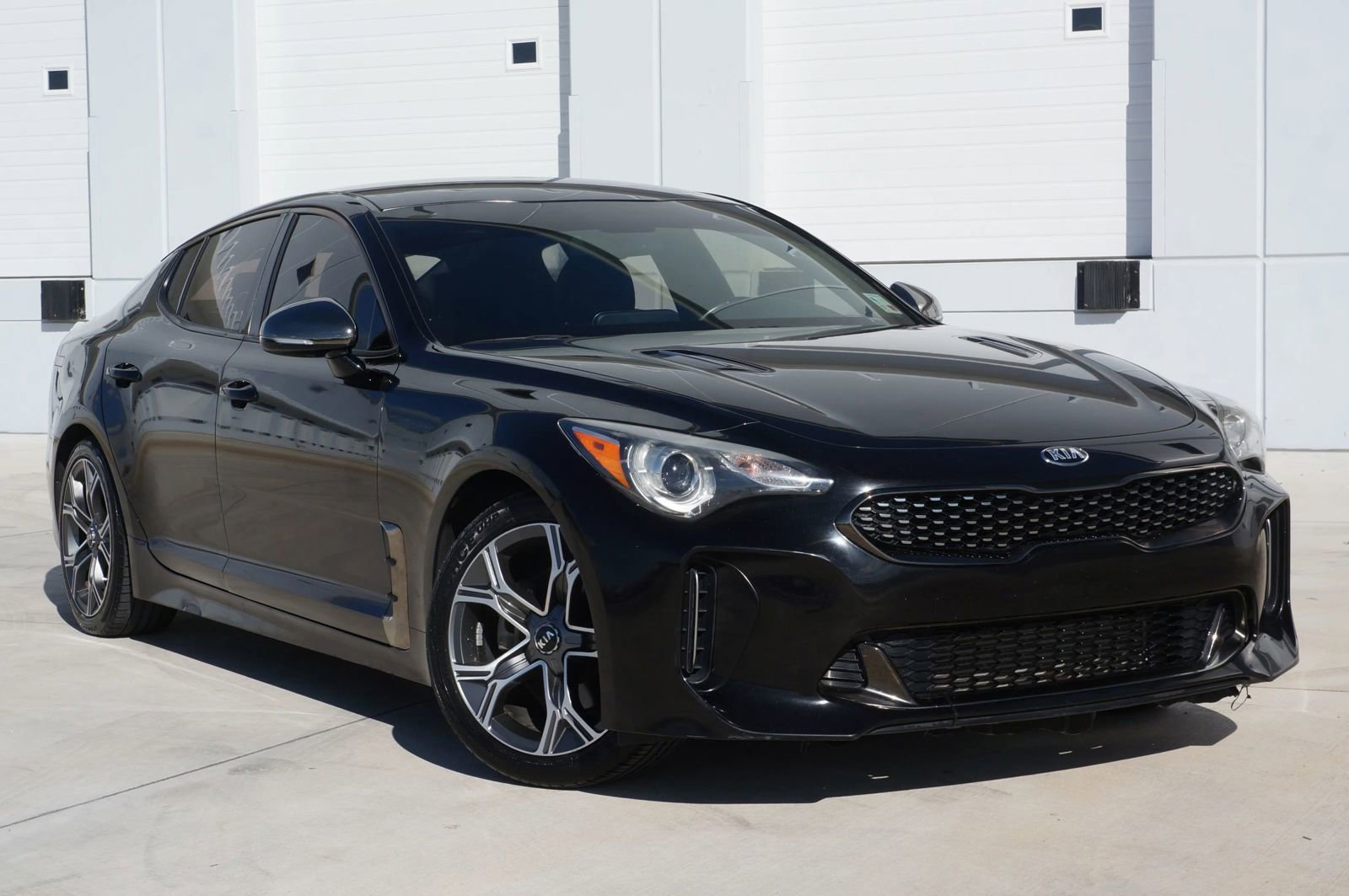 Used 2020 Kia Stinger GT-Line image 2
