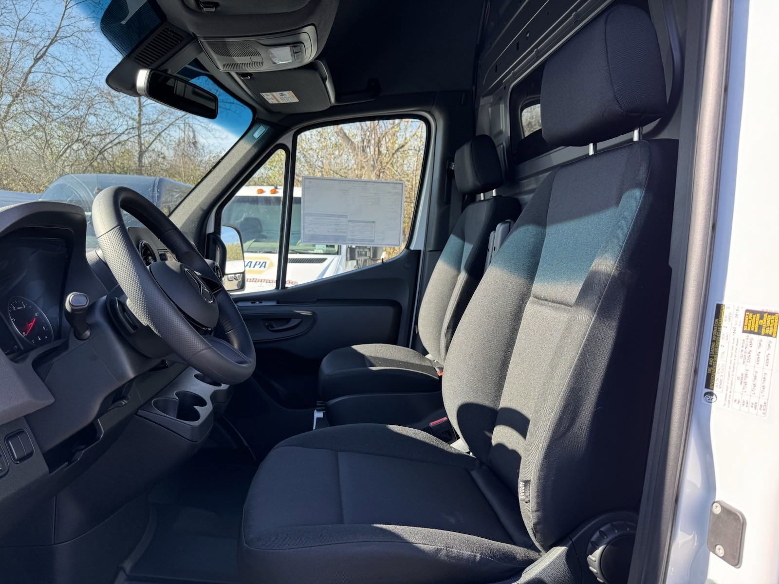 New 2025 Mercedes-Benz Sprinter 2500 image 10