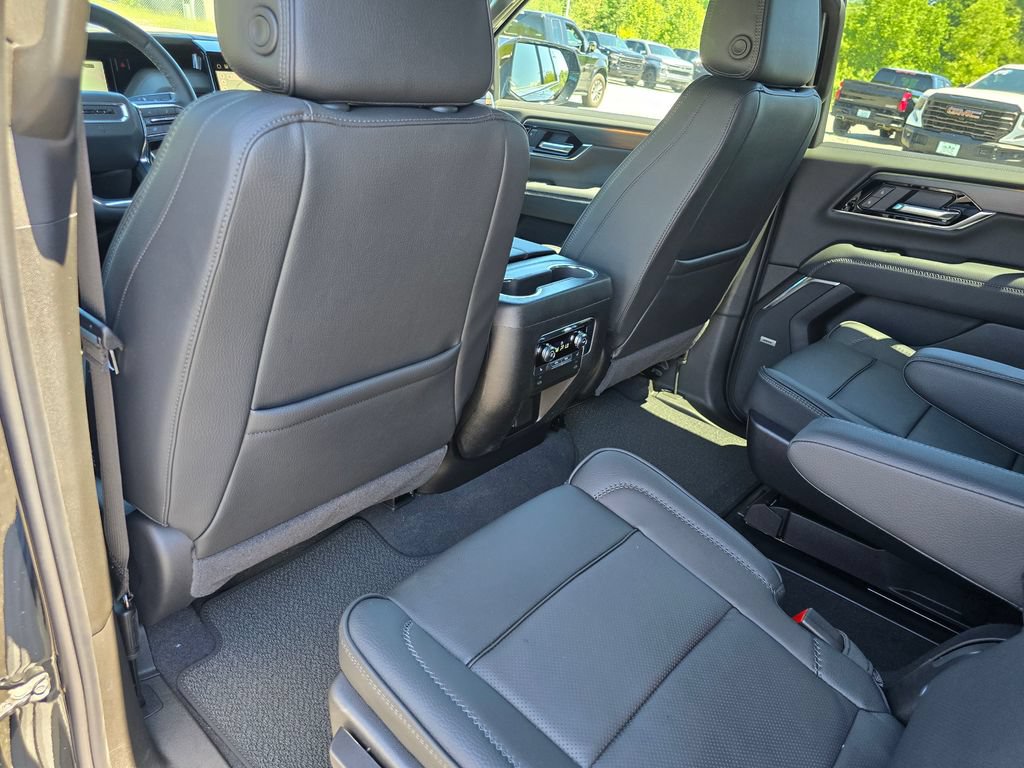 New 2026 GMC Yukon XL Denali w/ Sun & Power Step Package AWD/4WD image 26