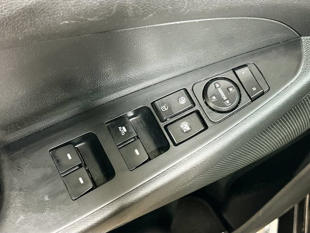 Used 2017 Hyundai Tucson SE AWD/4WD image 18