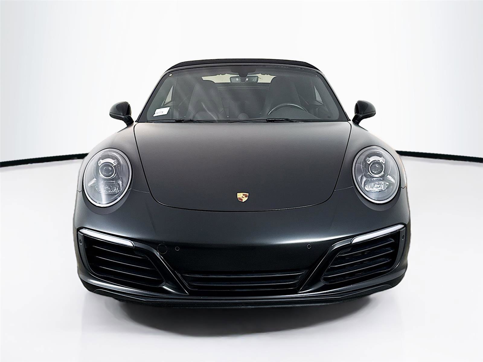 Used 2018 Porsche 911 Carrera S image 2