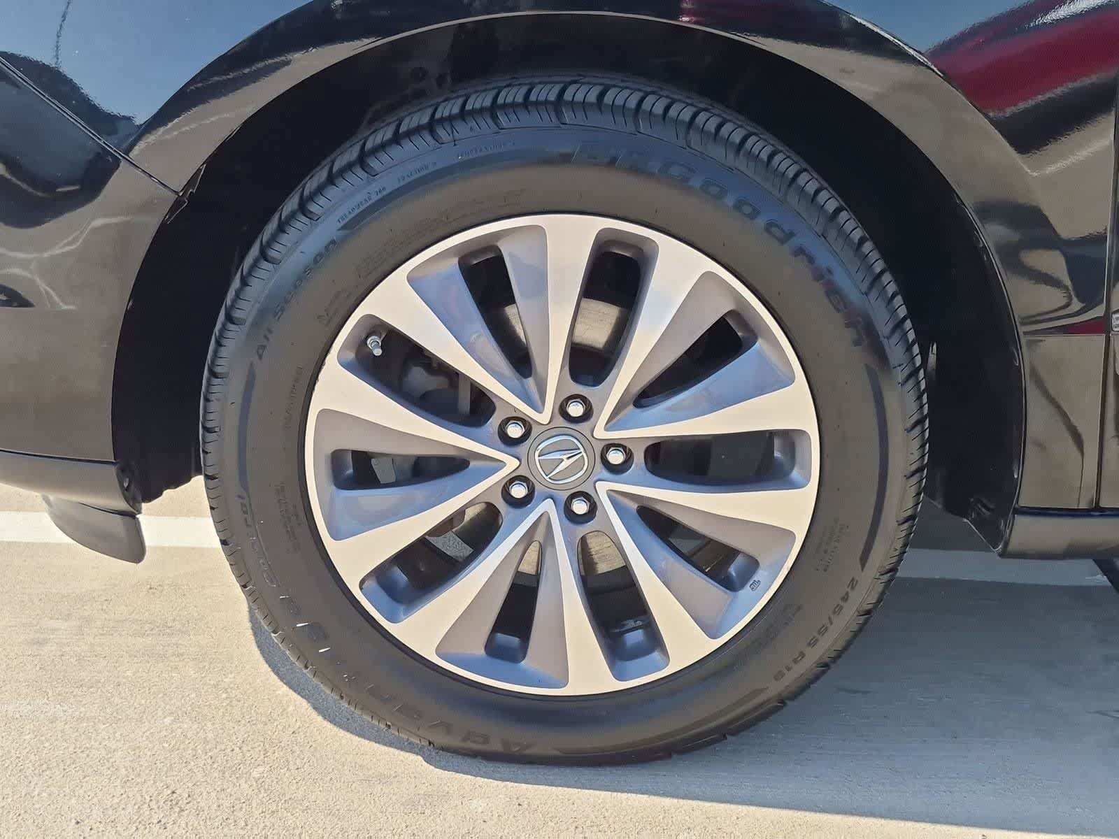 Used 2015 Acura MDX w/ Technology Package AWD/4WD image 12