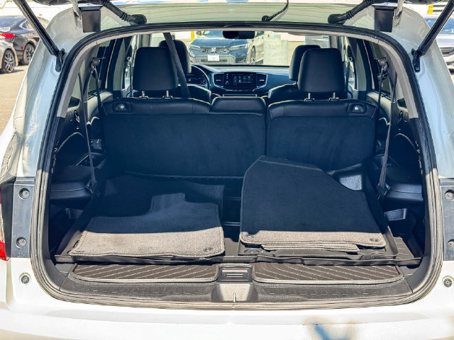 Used 2022 Honda Pilot Touring image 29