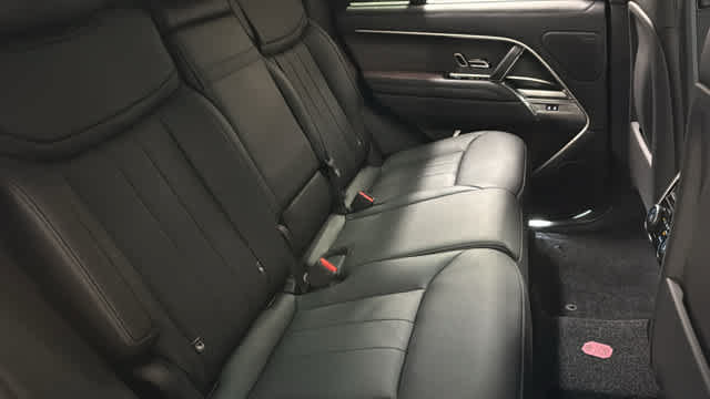 Used 2025 Land Rover Range Rover SE AWD/4WD image 29