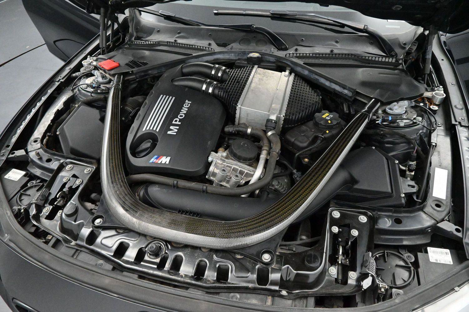 Used 2015 BMW M4 Convertible RWD image 33