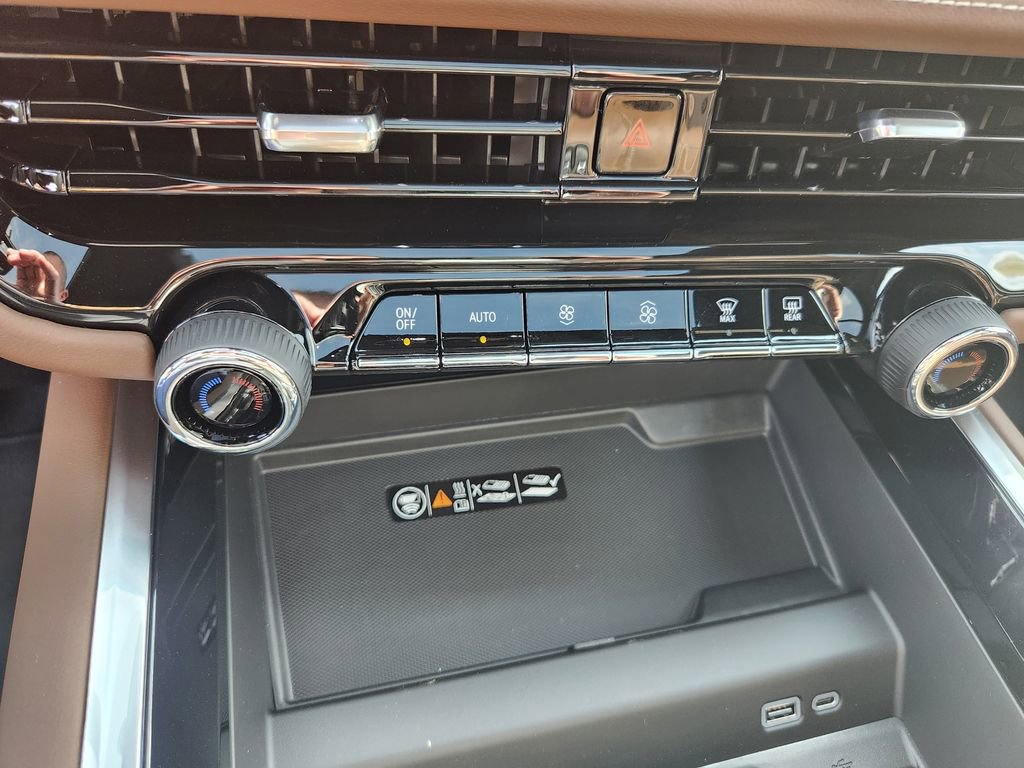 New 2026 Chevrolet Suburban High Country image 21