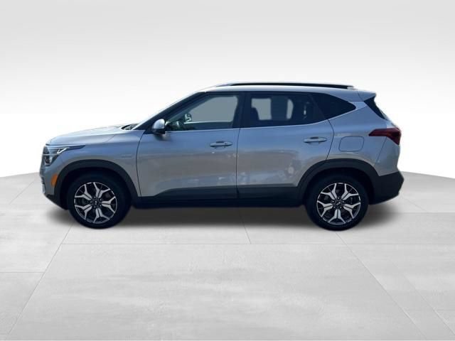 Certified 2021 Kia Seltos EX AWD/4WD image 5