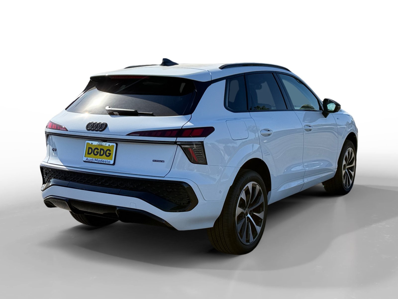 New 2026 Audi Q3 quattro 2.0T AWD/4WD image 5