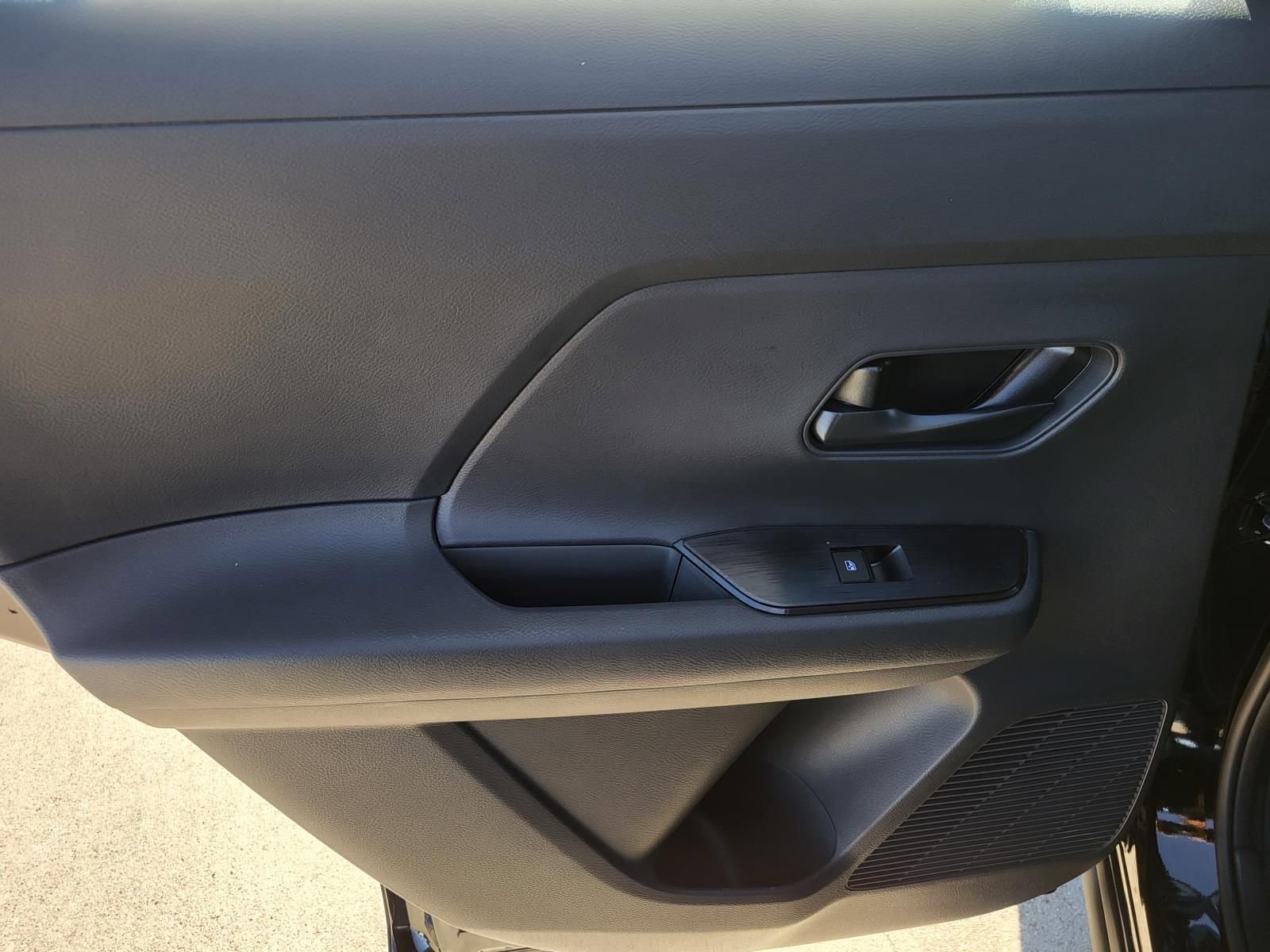 New 2026 Nissan Kicks S image 14