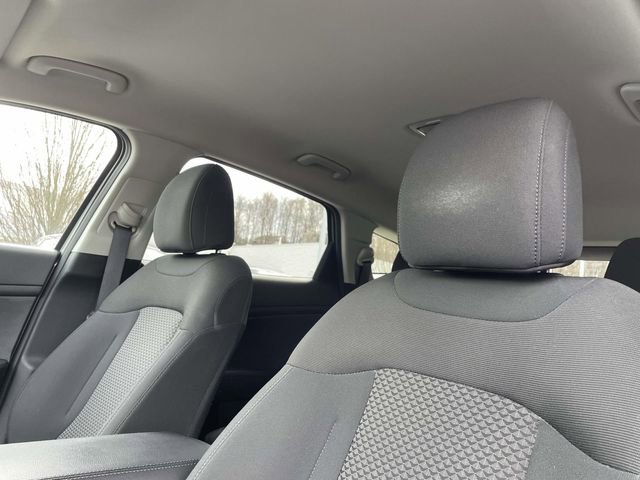 Used 2023 Kia Sportage LX image 9