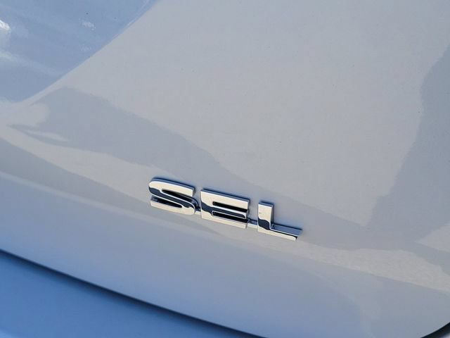 New 2026 Mitsubishi Outlander SEL FWD image 9