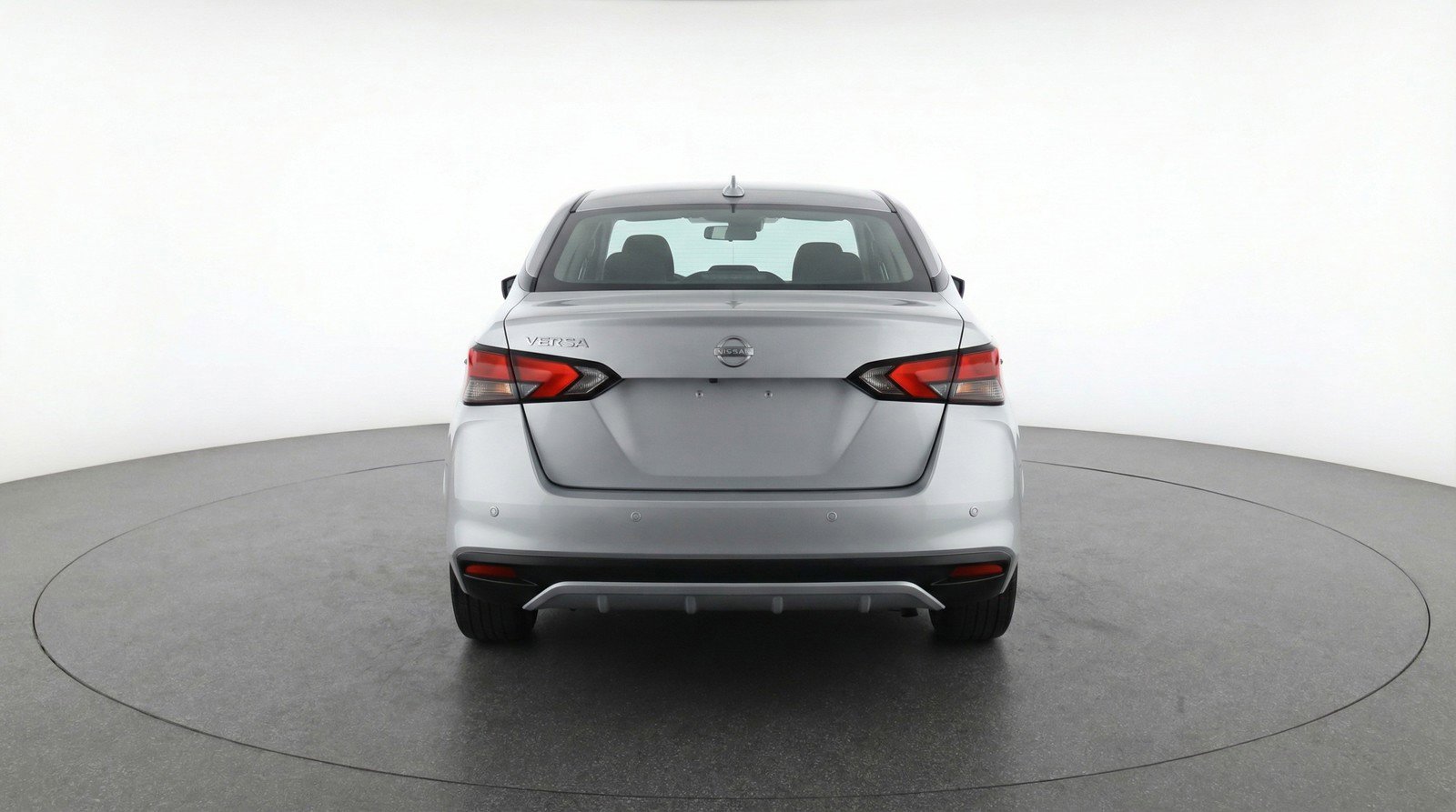 Used 2025 Nissan Versa SV image 7