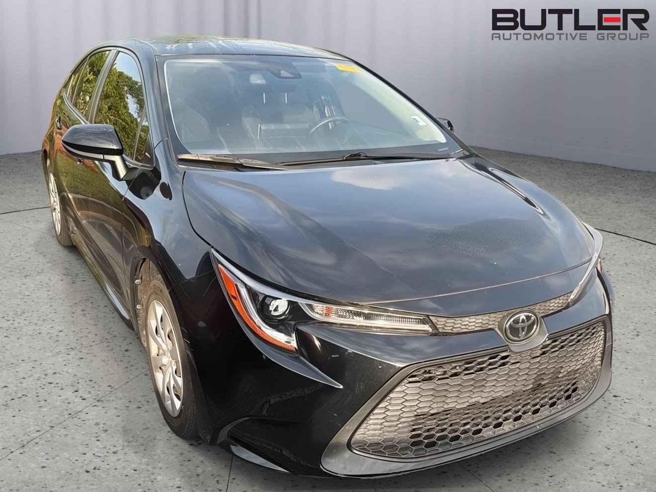 Used 2021 Toyota Corolla LE FWD image 5