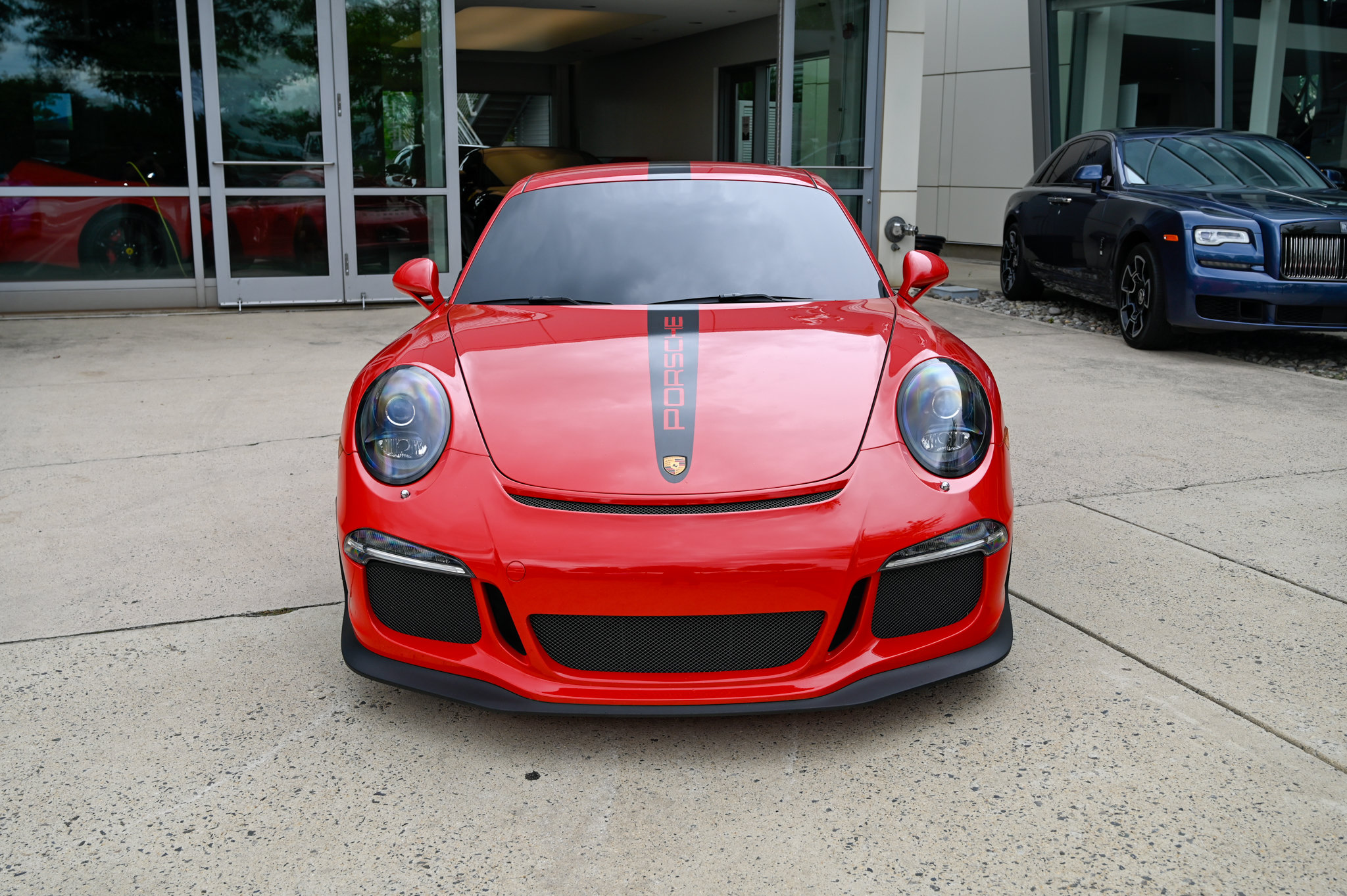 Used 2015 Porsche 911 GT3 RWD image 2