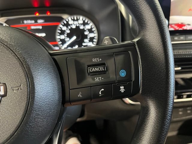 Used 2024 Nissan Rogue SV AWD/4WD image 27