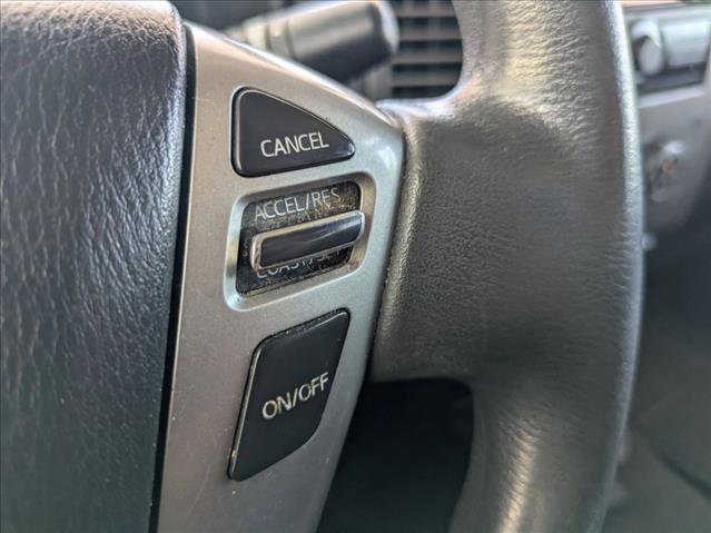 Used 2015 Nissan Titan SV image 13
