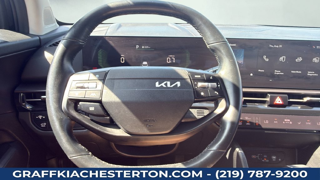 Used 2026 Kia Sportage EX FWD image 19