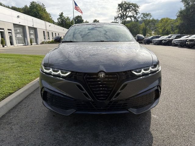 New 2026 Alfa Romeo Tonale w/ Active Assist Package AWD/4WD image 3